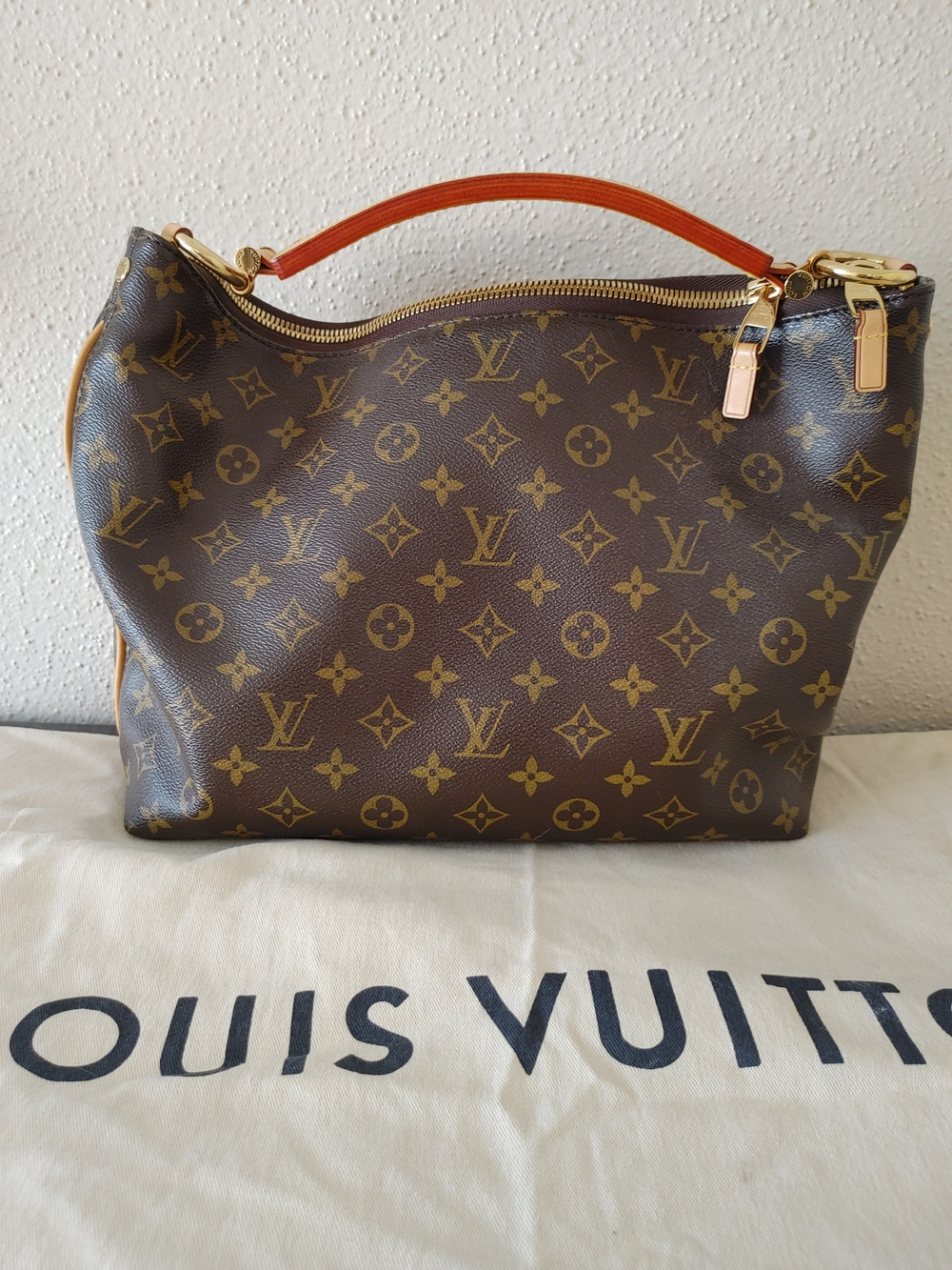 Louis Vuitton Monogram Canvas Sully PM